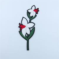 White Pu Embroidered Flower Heat Press Bag Patches HGE012